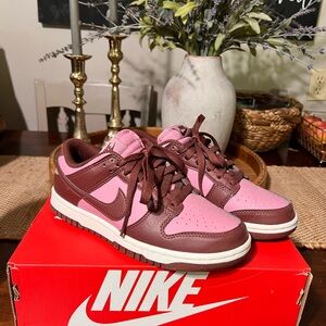 Nike Dunk Size 6